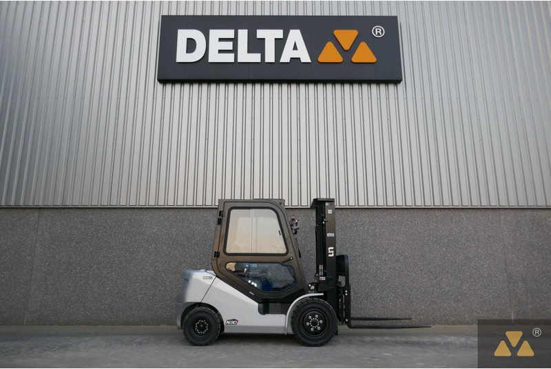 Un FD30T-NJB1 - Diesel forklift: picture 2 Un FD30T-NJB1 - Diesel forklift: picture 2