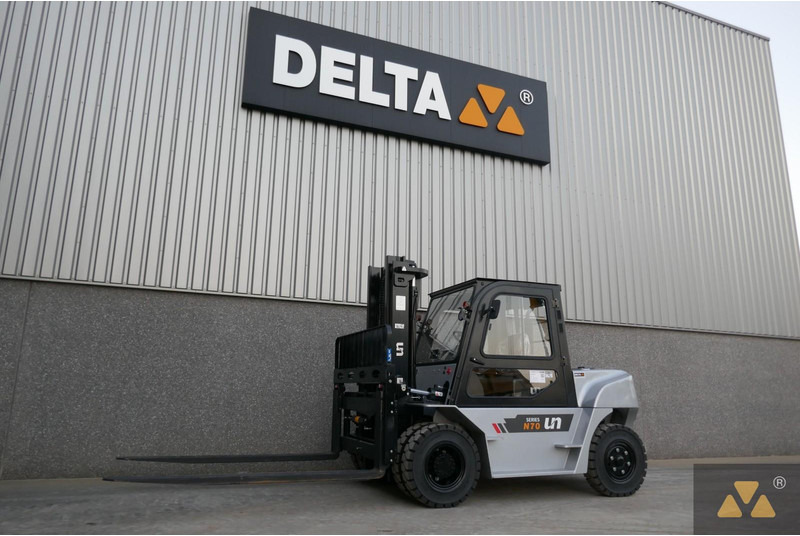 Un FD70T-NJB3 - Diesel forklift: picture 4 Un FD70T-NJB3 - Diesel forklift: picture 4