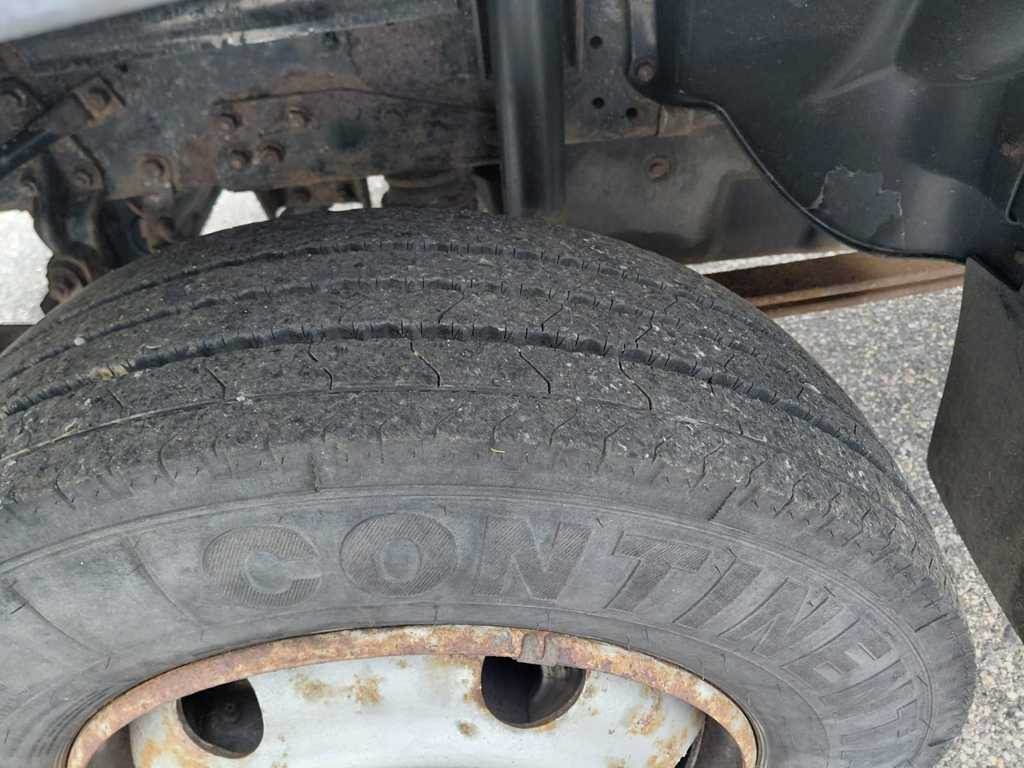 Curtain side truck Avia D90, EURO 3, SIDES, HYDRAULIC FRONT: picture 8