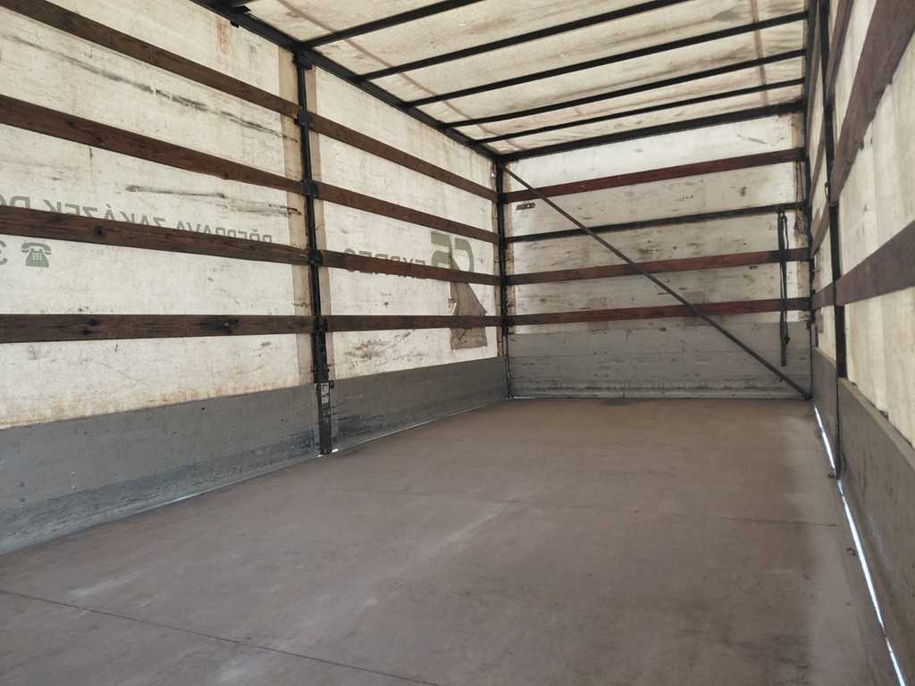 Curtain side truck Avia D90, EURO 3, SIDES, HYDRAULIC FRONT: picture 10