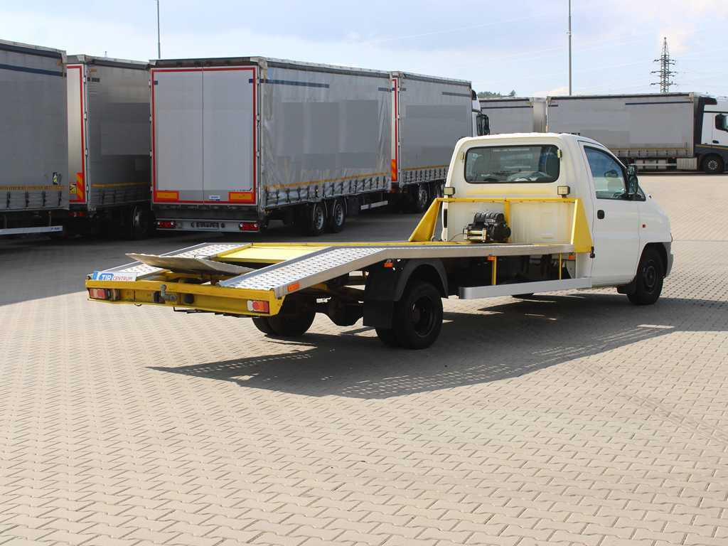 Hyundai H1 TRUCK, EURO 3, DRIVEWAYS, WINCH, TIRES 90% - Tow truck: picture 4 Hyundai H1 TRUCK, EURO 3, DRIVEWAYS, WINCH, TIRES 90% - Tow truck: picture 4