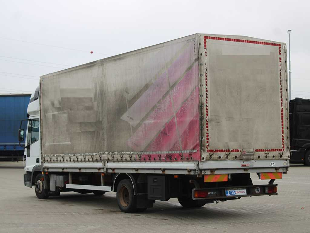 Iveco EUROCARGO ML 75 E 15, EURO 3, SLEEPING BODY - Curtain side truck: picture 5 Iveco EUROCARGO ML 75 E 15, EURO 3, SLEEPING BODY - Curtain side truck: picture 5