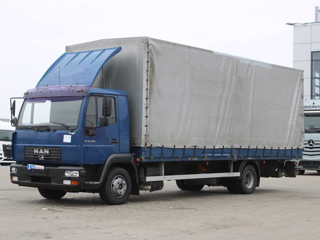MAN LE 12.220, EURO 3, HYDRAULIC FRONT, TIRES 80% - Curtain side truck: picture 1 MAN LE 12.220, EURO 3, HYDRAULIC FRONT, TIRES 80% - Curtain side truck: picture 1