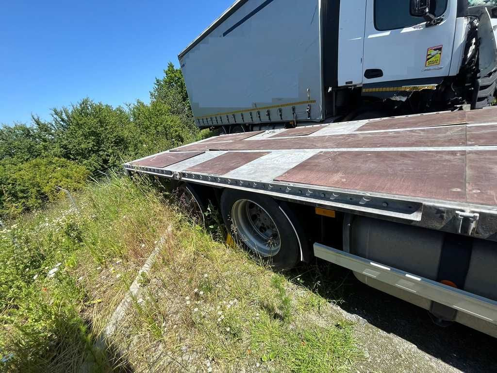 Mercedes-Benz Actros 2542, 6X2 - Dropside/ Flatbed truck: picture 4 Mercedes-Benz Actros 2542, 6X2 - Dropside/ Flatbed truck: picture 4