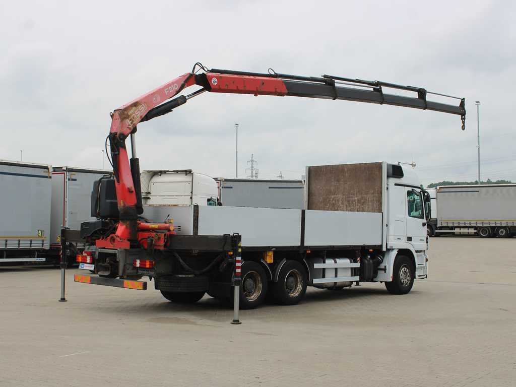 Mercedes-Benz Actros 2644, 6X4, EURO 4, HYDRAULIC ARM FASSI F210 - Dropside/ Flatbed truck, Crane truck: picture 4 Mercedes-Benz Actros 2644, 6X4, EURO 4, HYDRAULIC ARM FASSI F210 - Dropside/ Flatbed truck, Crane truck: picture 4