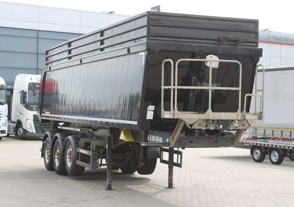 Schwarzmüller KIS 3/E, 2X LIFT AXLE, SAF, 46m³ - Tipper semi-trailer: picture 3 Schwarzmüller KIS 3/E, 2X LIFT AXLE, SAF, 46m³ - Tipper semi-trailer: picture 3