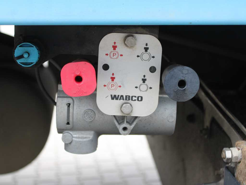 Dropside/ Flatbed trailer Schwarzmüller PA 3/E, LIFTING AXLE, SIDE PANEL: picture 7 Dropside/ Flatbed trailer Schwarzmüller PA 3/E, LIFTING AXLE, SIDE PANEL: picture 7