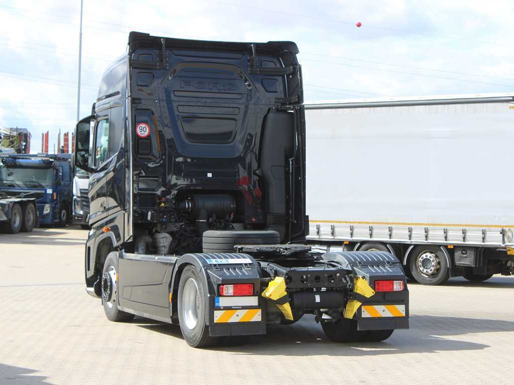 Ford F-MAX 12S, EURO 6, NAVIGATION - Tractor unit: picture 5 Ford F-MAX 12S, EURO 6, NAVIGATION - Tractor unit: picture 5