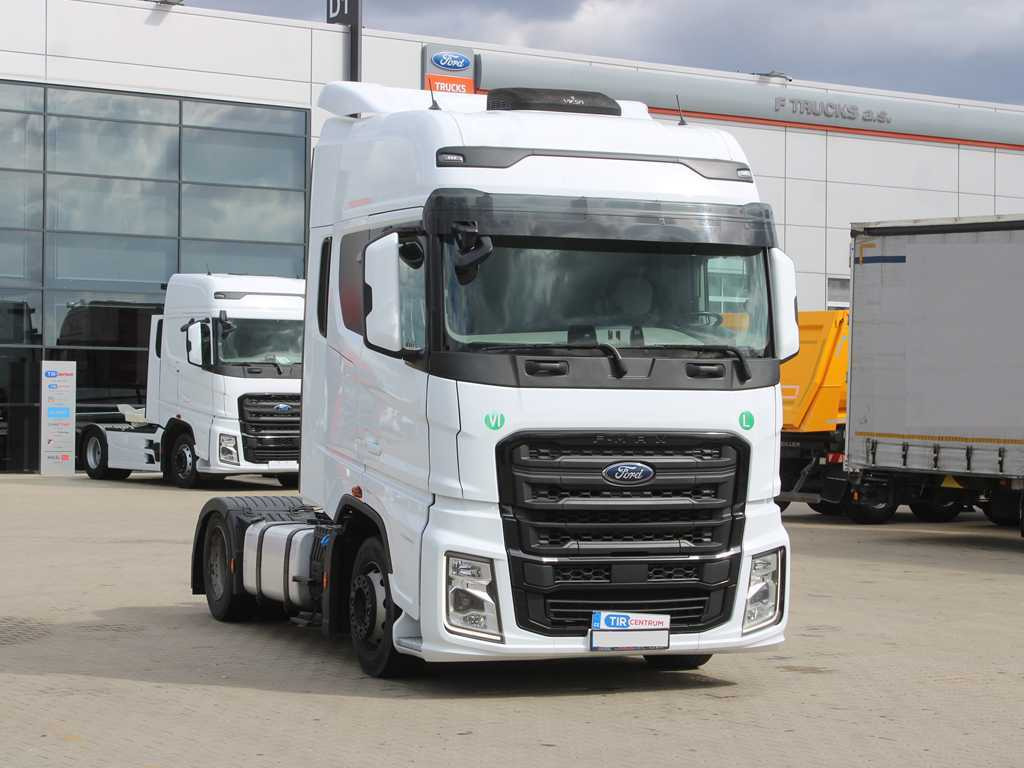Ford F-MAX LL 12TX, EURO 6, LOWDECK, NAVIGATION, INDEPENDENT AIR CONDITIONING - Tractor unit: picture 3 Ford F-MAX LL 12TX, EURO 6, LOWDECK, NAVIGATION, INDEPENDENT AIR CONDITIONING - Tractor unit: picture 3