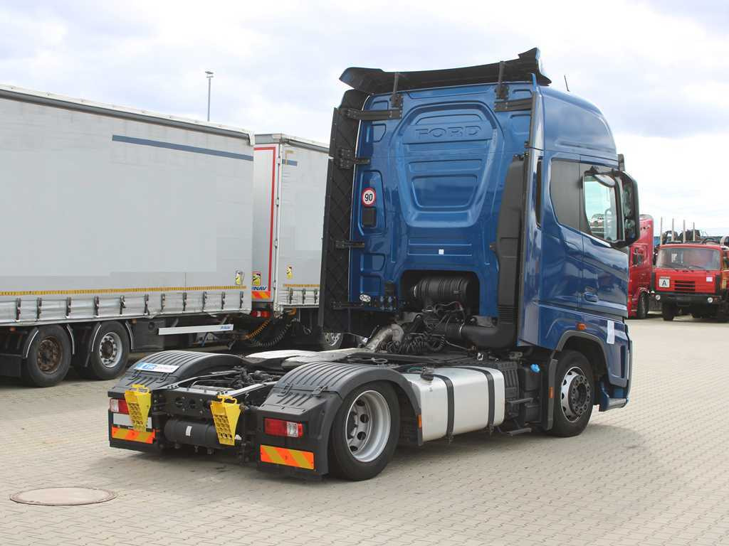 Ford F-MAX LL12tx, EURO 6, LOWDECK, NAVIGATION, INDEPENDENT AIR CONDITIONING - Tractor unit: picture 4 Ford F-MAX LL12tx, EURO 6, LOWDECK, NAVIGATION, INDEPENDENT AIR CONDITIONING - Tractor unit: picture 4