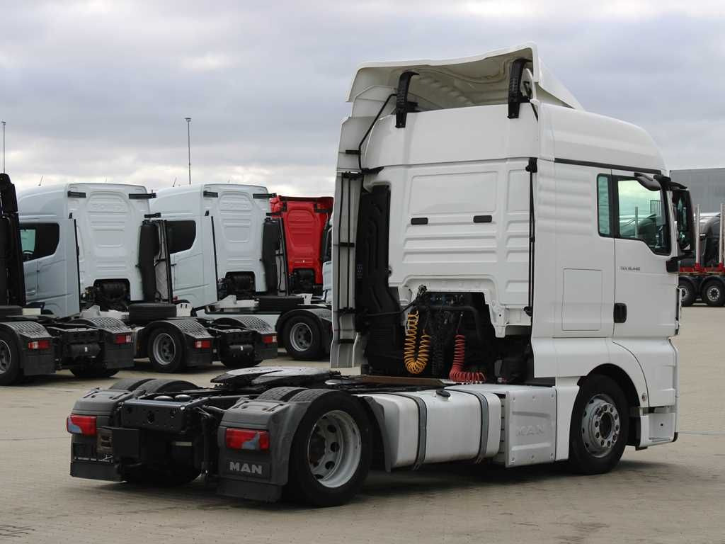 MAN TGX 18.440, LOWDECK, EURO 6 - Tractor unit: picture 3 MAN TGX 18.440, LOWDECK, EURO 6 - Tractor unit: picture 3
