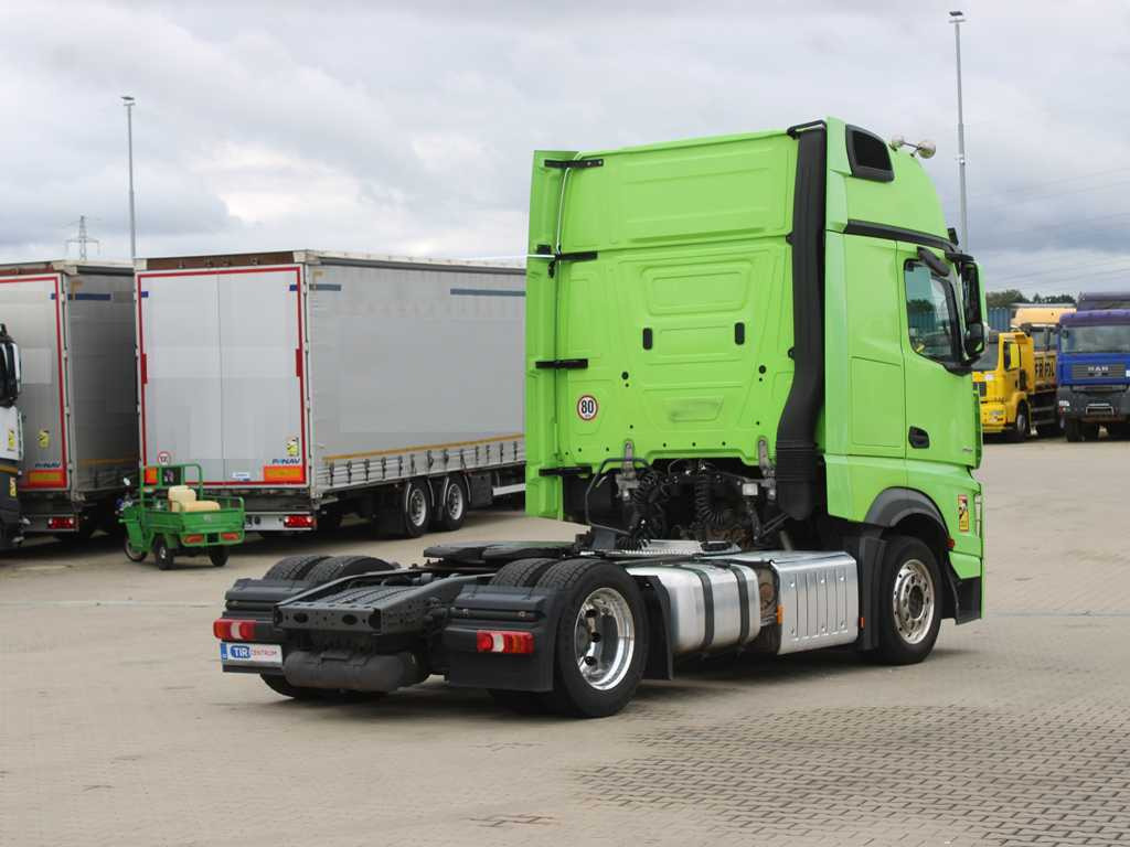Mercedes-Benz Actros 1848, EURO 6, LOWDECK, PNEU 80% - Tractor unit: picture 4 Mercedes-Benz Actros 1848, EURO 6, LOWDECK, PNEU 80% - Tractor unit: picture 4
