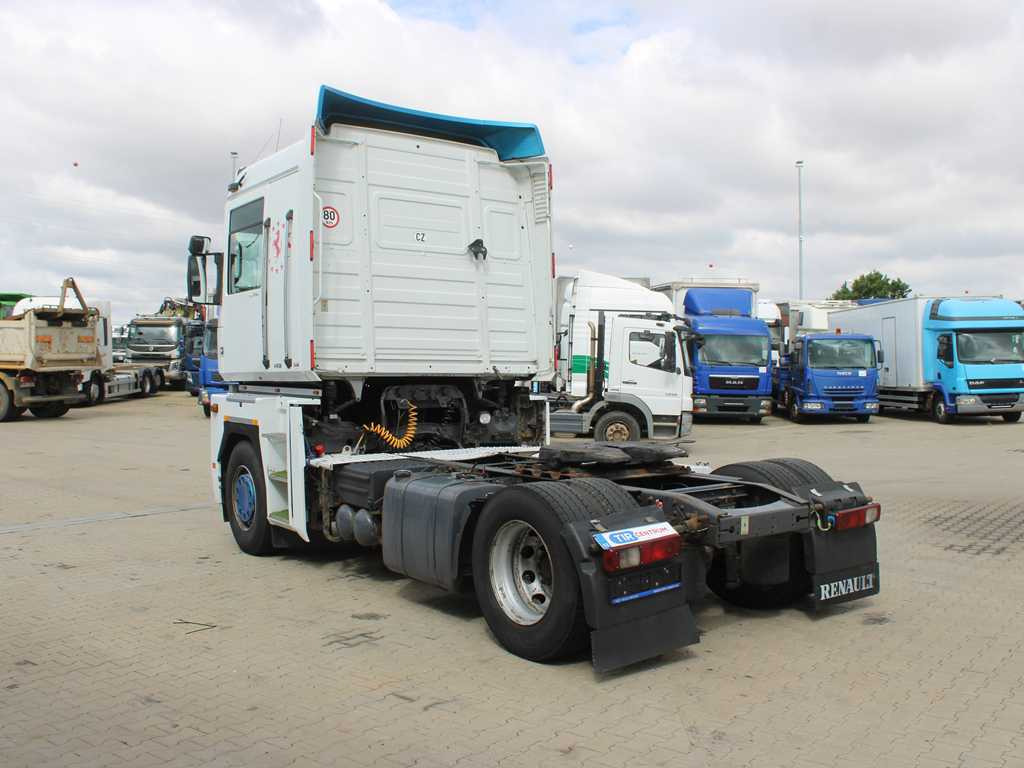 Renault MAGNUM 440.18, EURO 3 - Tractor unit: picture 4 Renault MAGNUM 440.18, EURO 3 - Tractor unit: picture 4