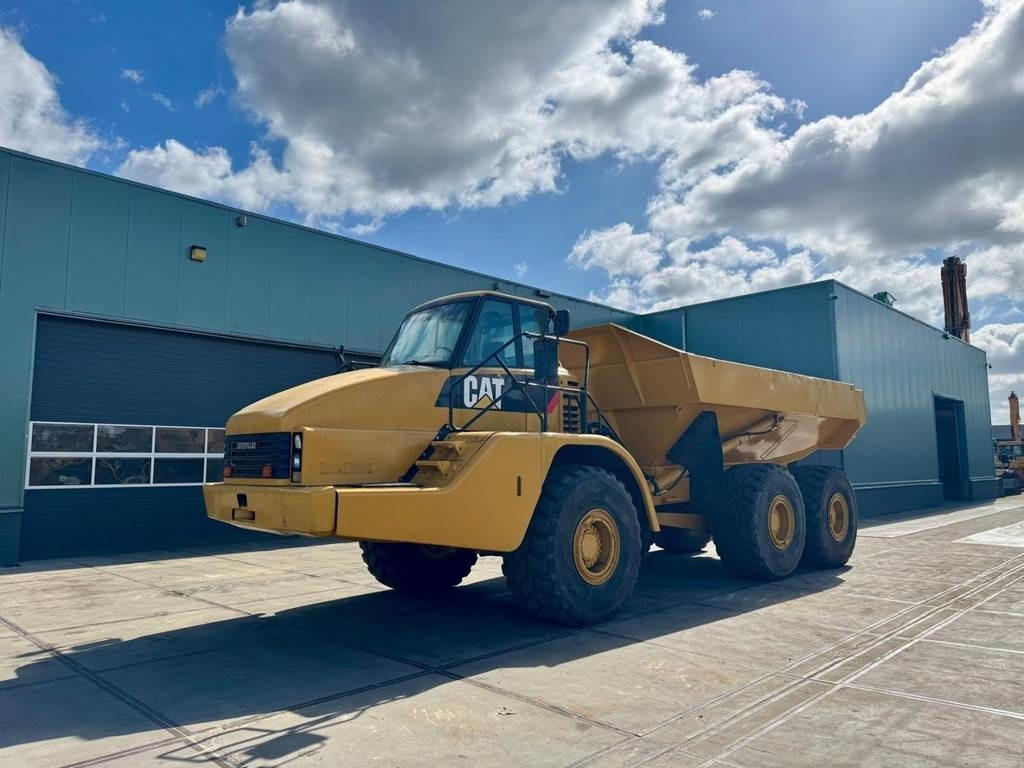 CAT 735 - Articulated dump truck: picture 3 CAT 735 - Articulated dump truck: picture 3