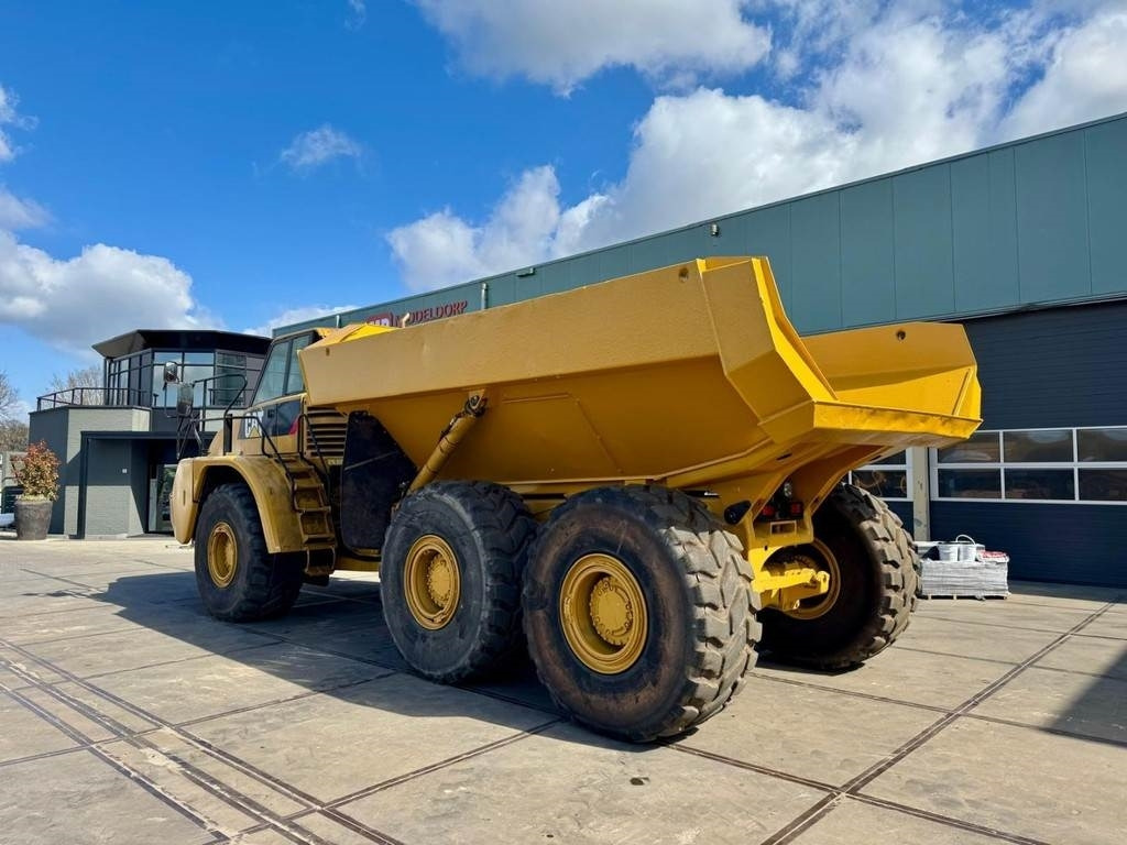 CAT 735 - Articulated dump truck: picture 4 CAT 735 - Articulated dump truck: picture 4