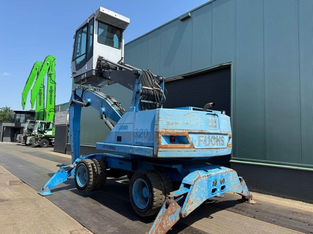 Fuchs MHL 320 - Material handler: picture 3 Fuchs MHL 320 - Material handler: picture 3