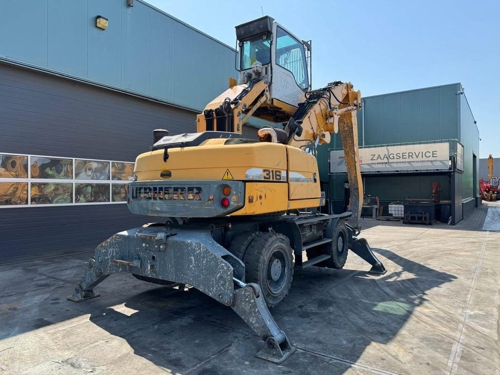 Liebherr A 316 - Material handler: picture 4 Liebherr A 316 - Material handler: picture 4