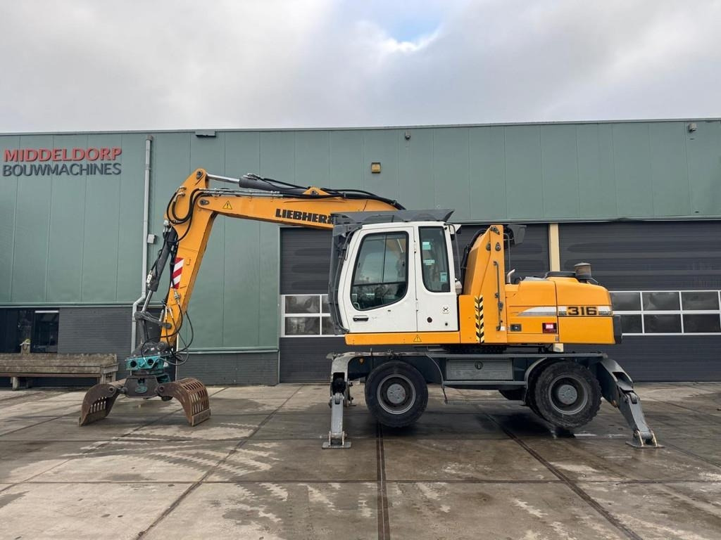 Liebherr A 316 - Material handler: picture 5 Liebherr A 316 - Material handler: picture 5