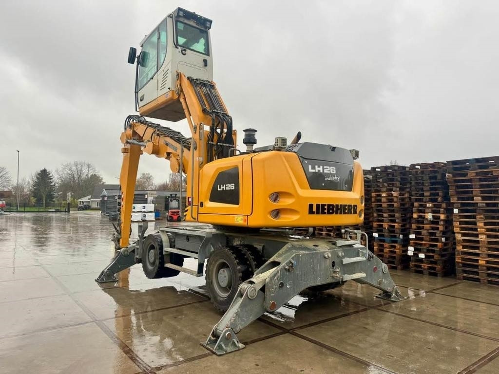Liebherr LH 26 M - Material handler: picture 3 Liebherr LH 26 M - Material handler: picture 3