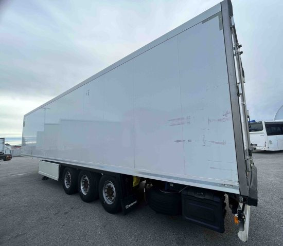 Krone TKS, Carrier Vector 1350, Liftachse - Refrigerated semi-trailer: picture 4 Krone TKS, Carrier Vector 1350, Liftachse - Refrigerated semi-trailer: picture 4