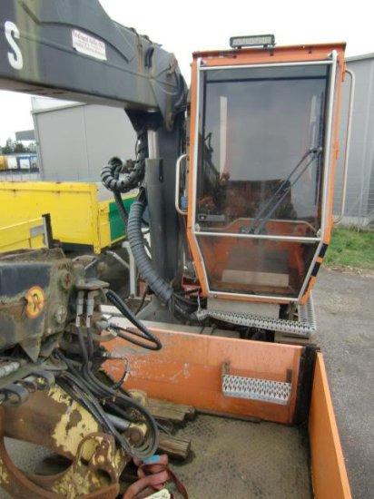 LOGLIFT F140ST96R Kabinenkran - Truck mounted crane: picture 4 LOGLIFT F140ST96R Kabinenkran - Truck mounted crane: picture 4