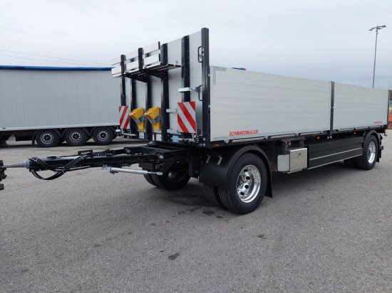 Schwarzmüller 2-Achs Jumbo-Baustoff-Plateauanhänger, BPW-Achsen, Alufelgen, - Dropside/ Flatbed trailer: picture 1 Schwarzmüller 2-Achs Jumbo-Baustoff-Plateauanhänger, BPW-Achsen, Alufelgen, - Dropside/ Flatbed trailer: picture 1