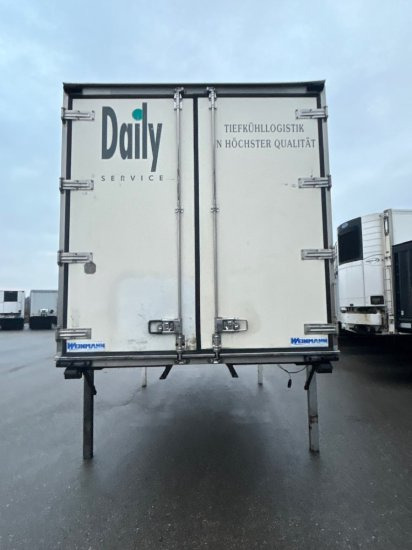 Weinmann Kühlwechselpritsche, Thermo King T-1200R/50 Bj. 2017 u. 19/ 4 Einheiten verfügbar - Container transporter/ Swap body trailer: picture 5 Weinmann Kühlwechselpritsche, Thermo King T-1200R/50 Bj. 2017 u. 19/ 4 Einheiten verfügbar - Container transporter/ Swap body trailer: picture 5