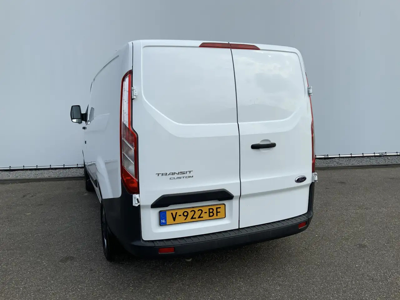 Ford Transit Custom 270 2.2 TDCI L1H1 Economy Edition Airco Cruise 3 Z - Small van: picture 2 Ford Transit Custom 270 2.2 TDCI L1H1 Economy Edition Airco Cruise 3 Z - Small van: picture 2