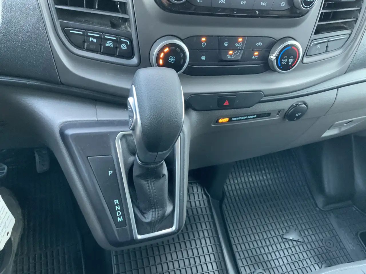Panel van Ford Transit Custom 300 2.0 TDCI L1H1 Limited Airco Cruise Camera 3 Zi: picture 12
