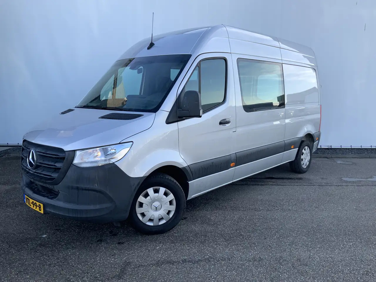 Mercedes-Benz Sprinter 314 2.2 CDI L2H2 Airco Cruise 3 Zits Trekhaak 2000 - Crew cab van: picture 1 Mercedes-Benz Sprinter 314 2.2 CDI L2H2 Airco Cruise 3 Zits Trekhaak 2000 - Crew cab van: picture 1