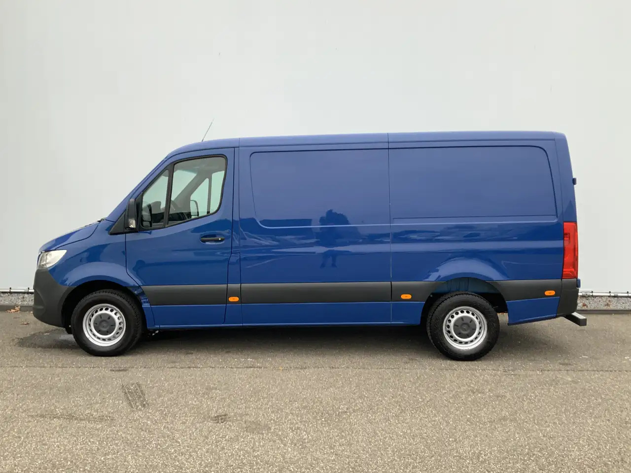 Mercedes-Benz Sprinter 315 1.9 CDI L2H1 Automaat Airco Cruise 3 Zits Trek - Panel van: picture 3 Mercedes-Benz Sprinter 315 1.9 CDI L2H1 Automaat Airco Cruise 3 Zits Trek - Panel van: picture 3