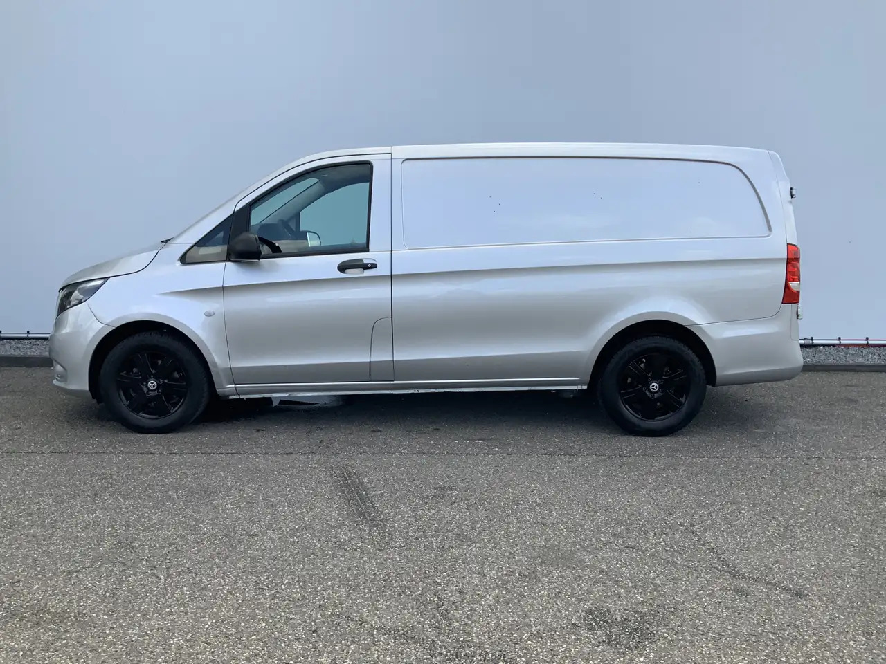 Mercedes-Benz Vito 109 CDI Functional Lang Airco Cruise 3 Zits Trekha - Small van: picture 3 Mercedes-Benz Vito 109 CDI Functional Lang Airco Cruise 3 Zits Trekha - Small van: picture 3