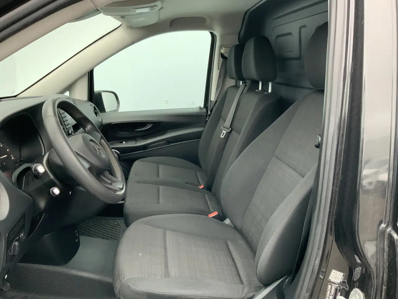 Mercedes-Benz Vito 114 CDI Lang L2 H1 3 Zits Airco Cruise Euro 5 - Small van: picture 4 Mercedes-Benz Vito 114 CDI Lang L2 H1 3 Zits Airco Cruise Euro 5 - Small van: picture 4