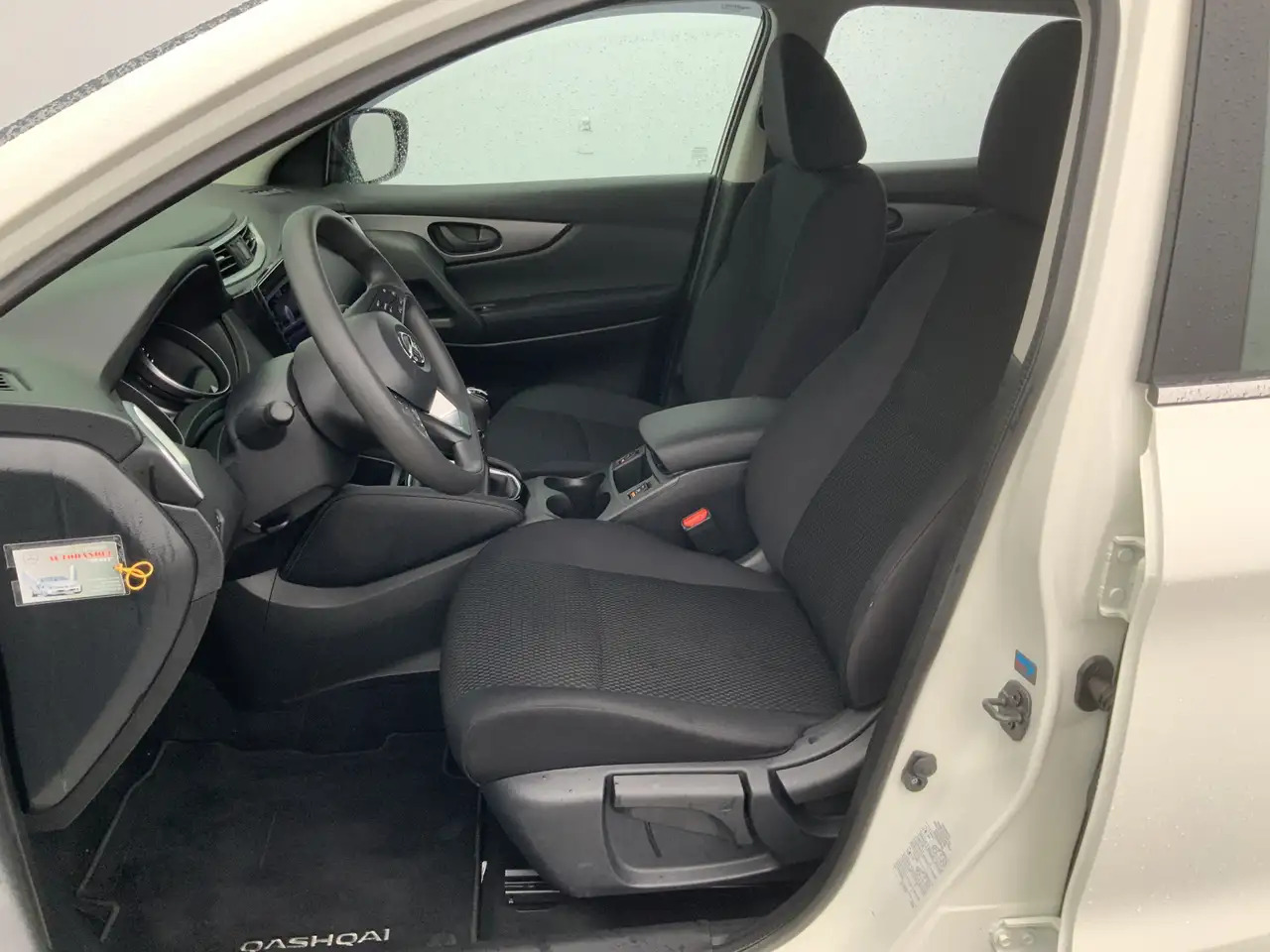 SUV Nissan Qashqai 1.3 DIG-T Visia A SUV Airco Cruise Groot Scherm Na: picture 10