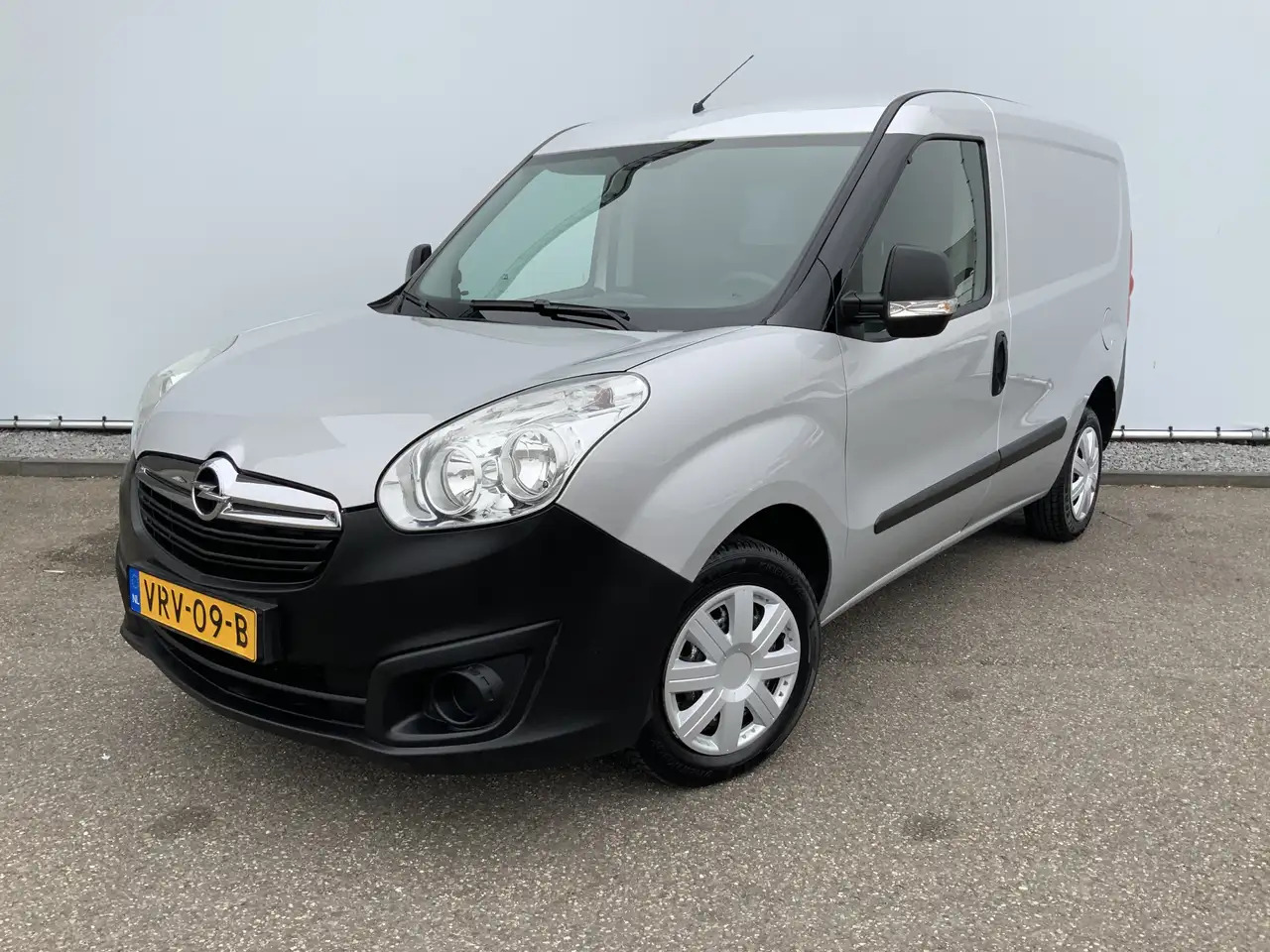 Opel Combo 1.3 CDTi L1H1 Edition Airco Euro 6 - Small van: picture 1 Opel Combo 1.3 CDTi L1H1 Edition Airco Euro 6 - Small van: picture 1
