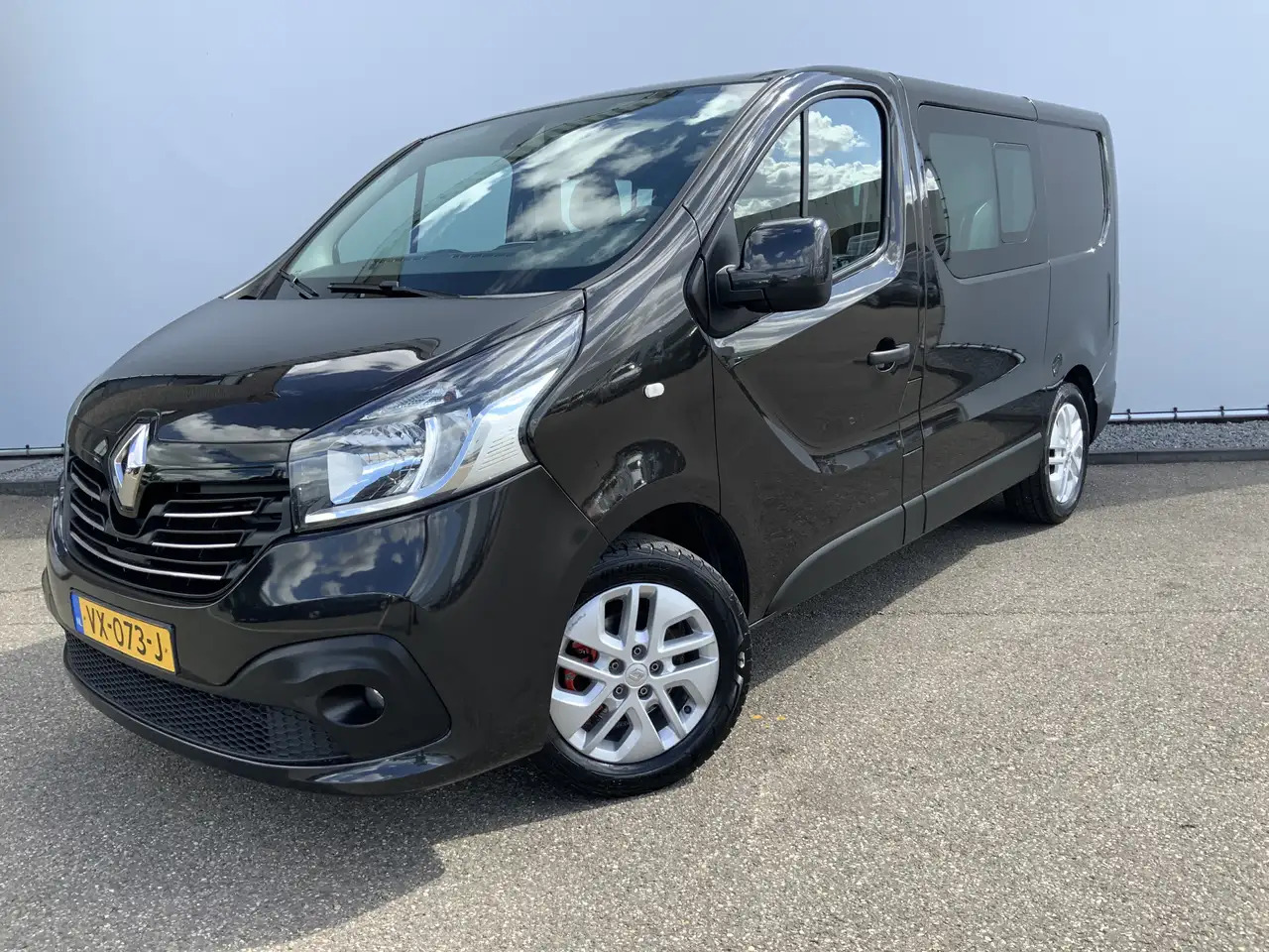 Renault Trafic 1.6 dCi T27 L1H1 Dub Cab Airco Cruise 6 Zits Alu V - Crew cab van: picture 1 Renault Trafic 1.6 dCi T27 L1H1 Dub Cab Airco Cruise 6 Zits Alu V - Crew cab van: picture 1