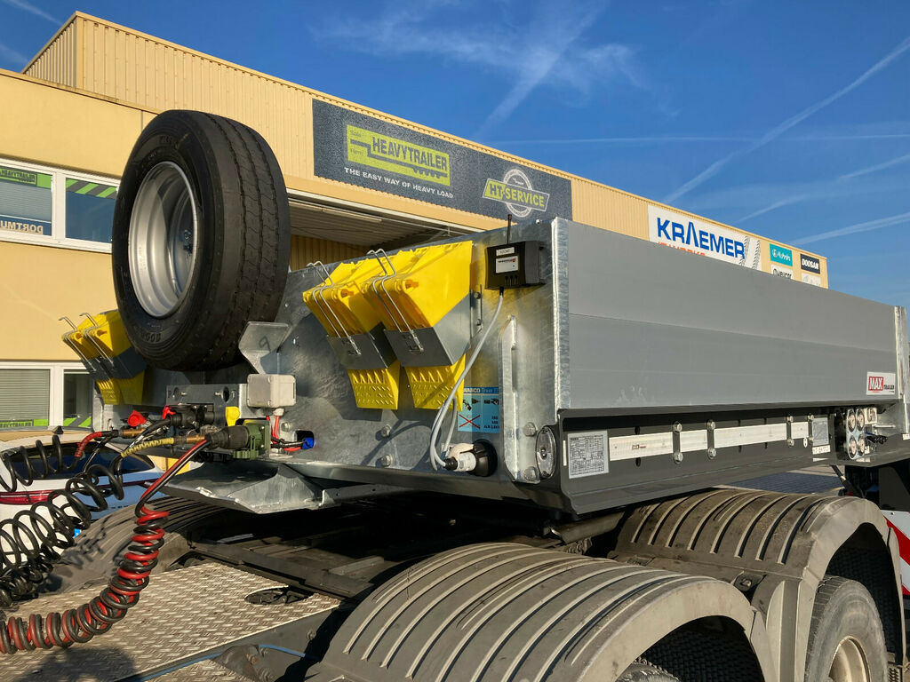 Faymonville MAX Trailer 2-Achs-Tiefbett mit Pendelachsen  - Low loader semi-trailer: picture 3 Faymonville MAX Trailer 2-Achs-Tiefbett mit Pendelachsen  - Low loader semi-trailer: picture 3