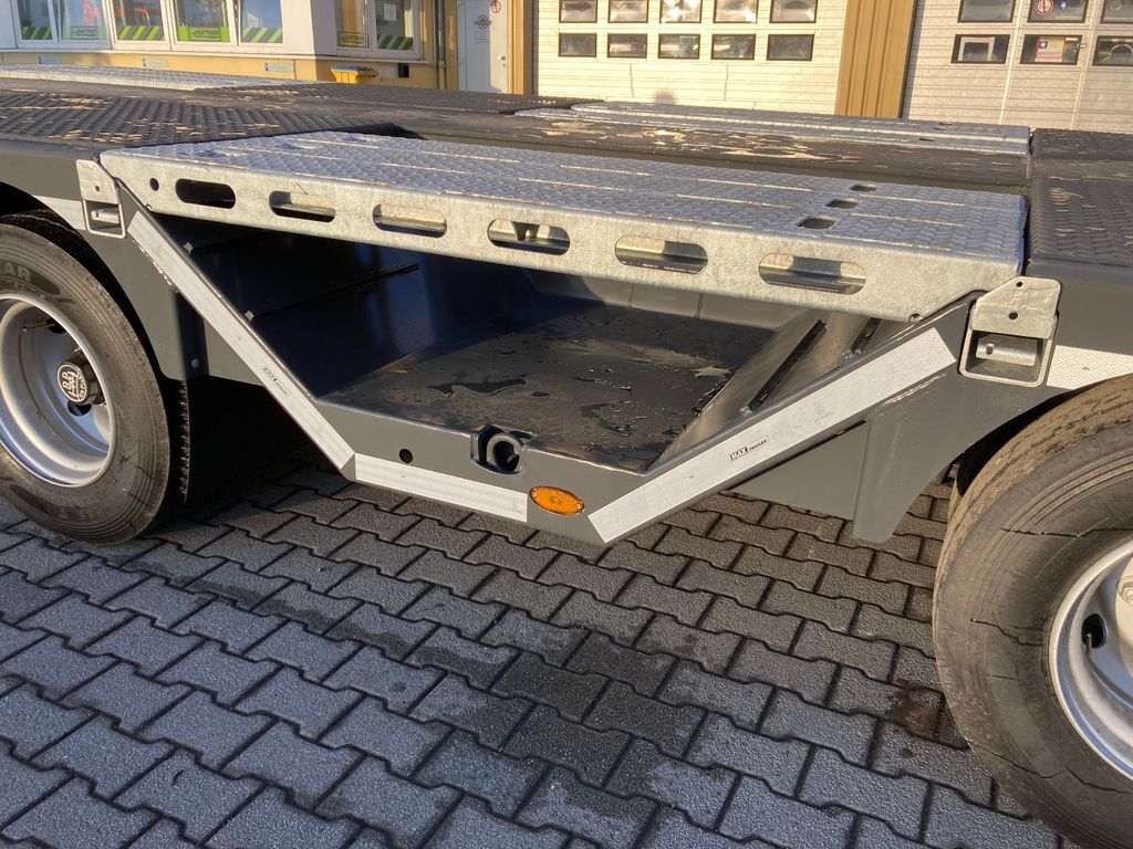 Faymonville MAX Trailer 3-Achs-Tele-Semi- 2P.Radmulden-Rampen - Low loader semi-trailer: picture 4 Faymonville MAX Trailer 3-Achs-Tele-Semi- 2P.Radmulden-Rampen - Low loader semi-trailer: picture 4