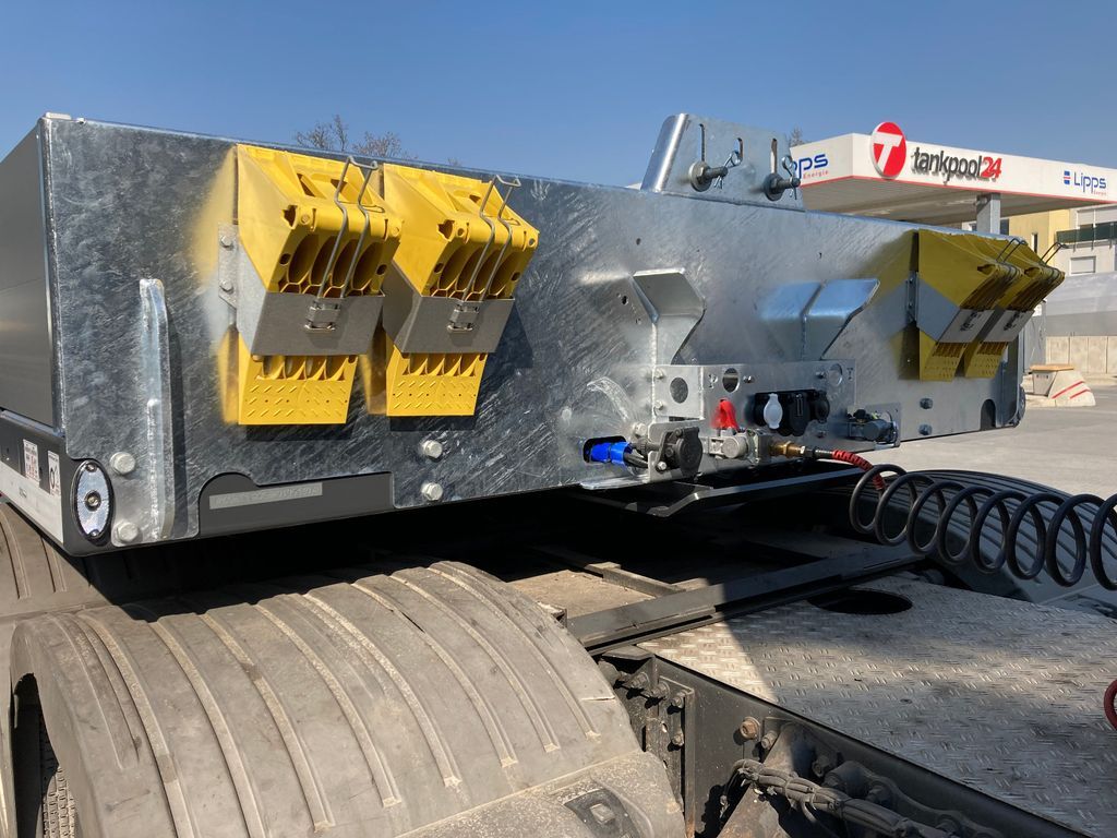 Faymonville MAX Trailer 3-Achs-Tele-Semi- 2P.Radmulden-Rampen - Low loader semi-trailer: picture 2 Faymonville MAX Trailer 3-Achs-Tele-Semi- 2P.Radmulden-Rampen - Low loader semi-trailer: picture 2