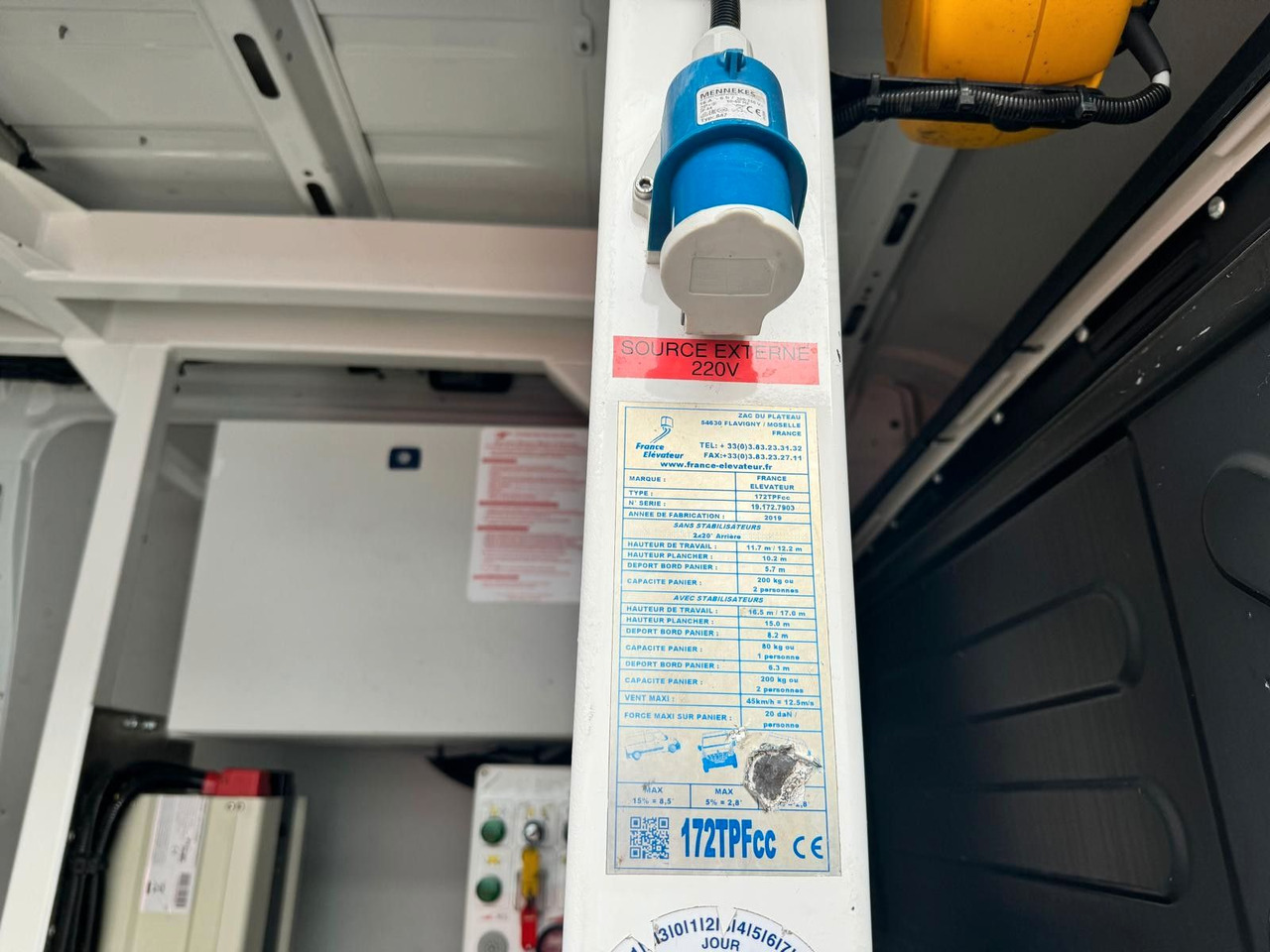 Truck mounted aerial platform Iveco Daily 70C15 Steiger France Elevateur 172 TPFcc: picture 10