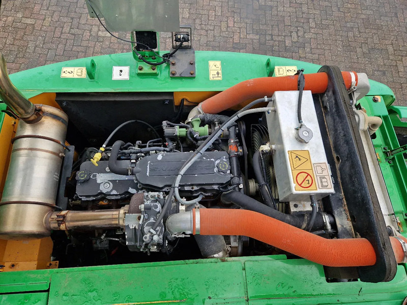 Wheel excavator Hyundai Robex 160W-9A met 6-cilinder Cummins motor: picture 5 Wheel excavator Hyundai Robex 160W-9A met 6-cilinder Cummins motor: picture 5