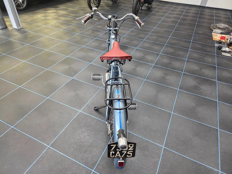 NSU Quick oldtimer motorfiets - Motorcycle: picture 4 NSU Quick oldtimer motorfiets - Motorcycle: picture 4