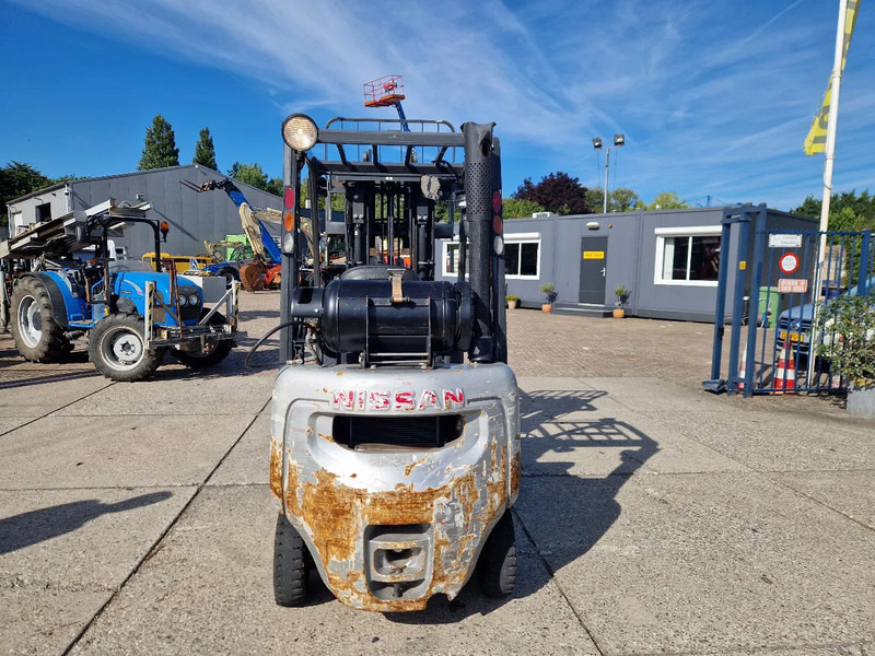 Nissan 1800 kg. LPG met keuring - LPG forklift: picture 4 Nissan 1800 kg. LPG met keuring - LPG forklift: picture 4