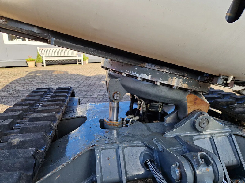 WACKER NEUSON 2404RD met nivelleersysteem, mountain proof - Mini excavator: picture 2 WACKER NEUSON 2404RD met nivelleersysteem, mountain proof - Mini excavator: picture 2