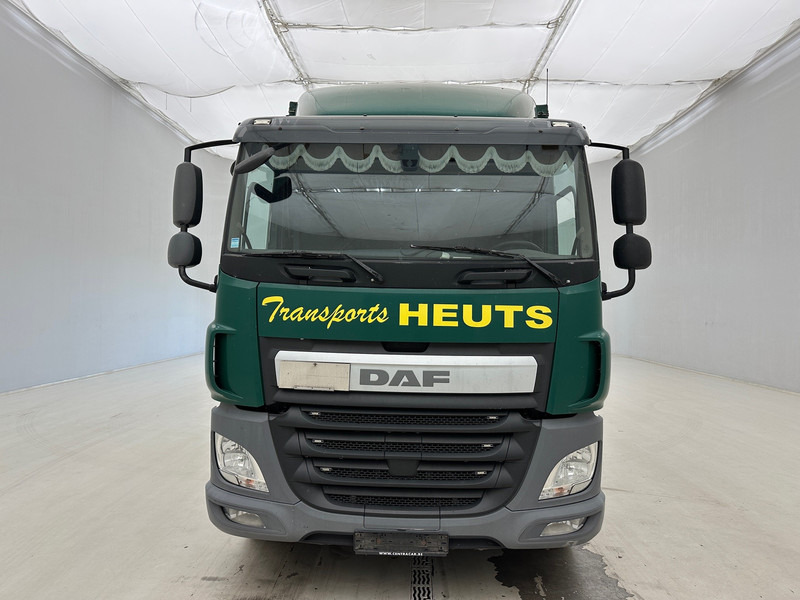 DAF CF 280 - Curtain side truck: picture 2 DAF CF 280 - Curtain side truck: picture 2