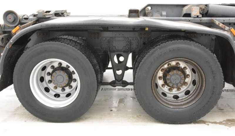 DAF CF85.410 - 6x2 - Hook lift truck: picture 4 DAF CF85.410 - 6x2 - Hook lift truck: picture 4