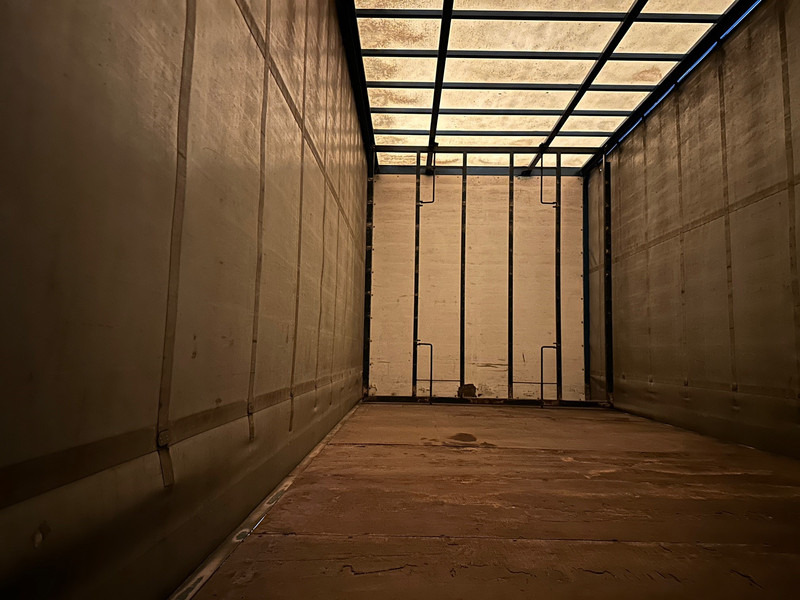 DAF LF45.150 - Curtain side truck: picture 5 DAF LF45.150 - Curtain side truck: picture 5