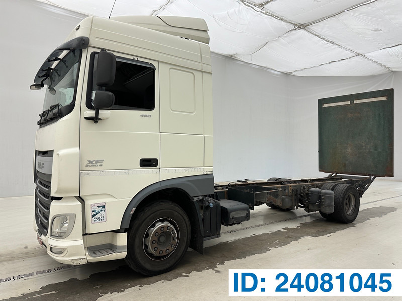 DAF XF 460 Space Cab* - Cab chassis truck: picture 1 DAF XF 460 Space Cab* - Cab chassis truck: picture 1
