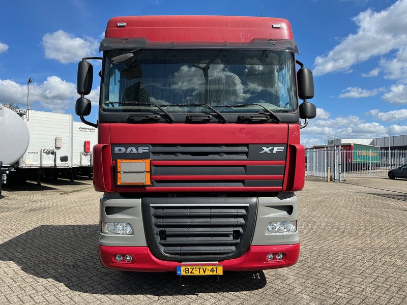 DAF XF105.460 Space Cab* - Cab chassis truck: picture 2 DAF XF105.460 Space Cab* - Cab chassis truck: picture 2