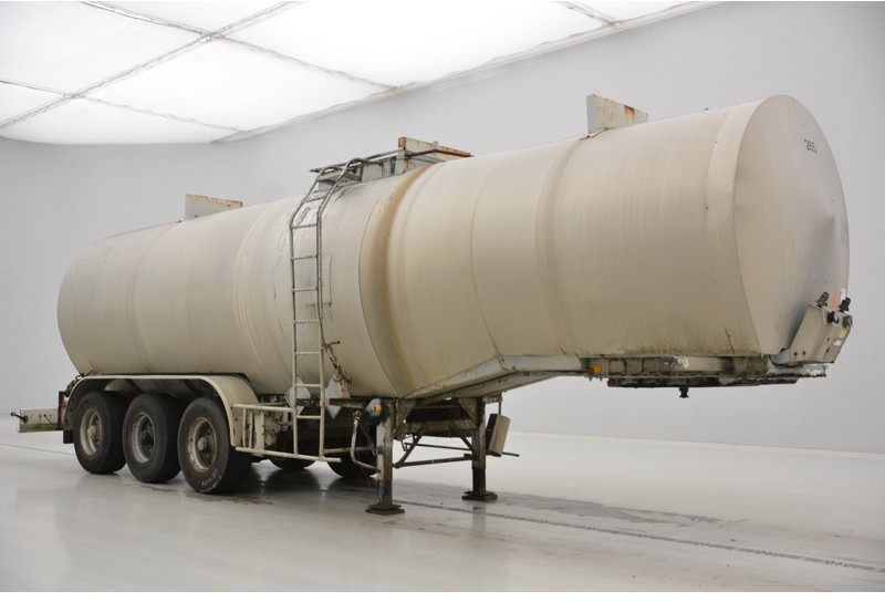 Fruehauf Bitumen tank trailer* - Tanker semi-trailer: picture 3 Fruehauf Bitumen tank trailer* - Tanker semi-trailer: picture 3